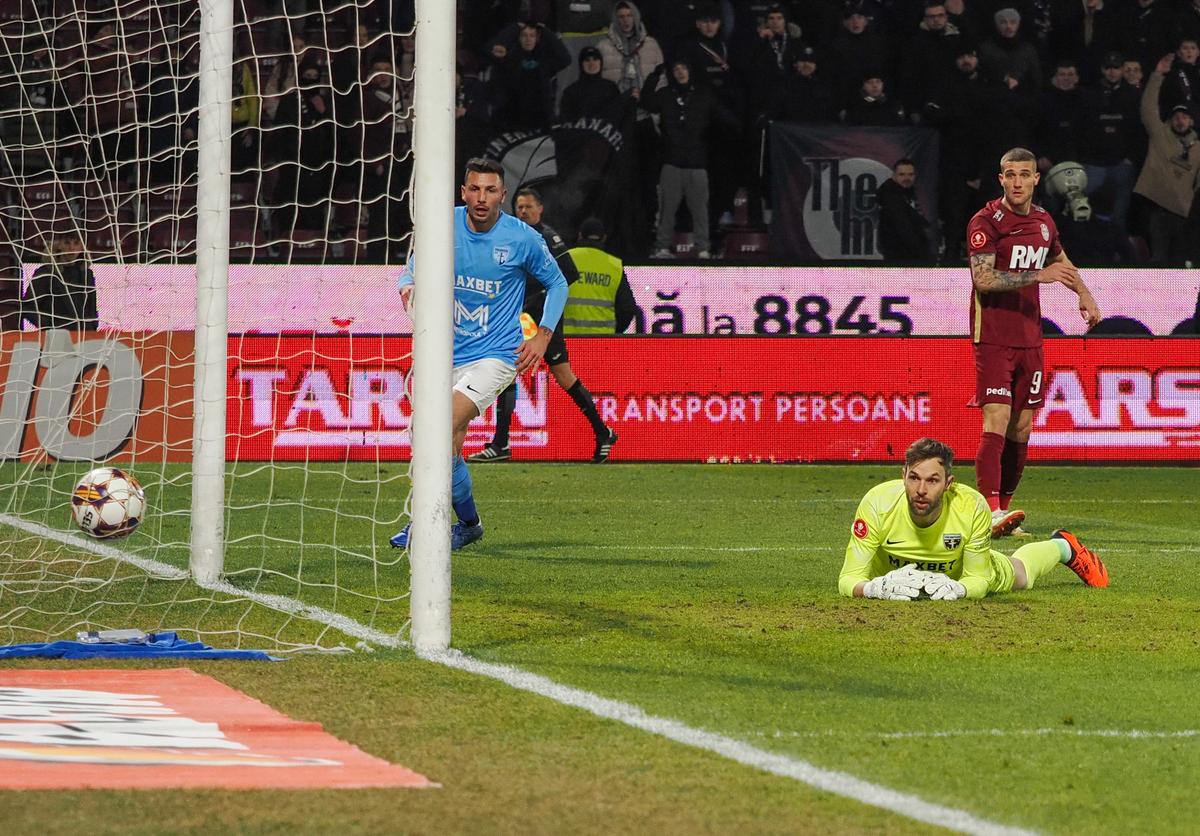 Debut perfect pentru Mutu » CFR Cluj a zdrobit-o pe Voluntari: Deac, 3 pase de gol! Clasamentul + notele GSP