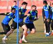 Voie bună înainte de Manchester United » Imagini de la antrenamentul oficial: cine i-a îmbărbătat pe roș-albaștri