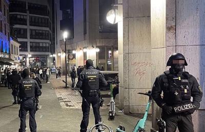 Haos înainte de Stuttgart - PSG: 59 de huligani francezi arestați după incidente în centrul oraşului