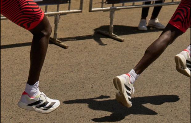 adidas lansează ADIZERO ADIOS PRO 4, creat pentru a doborî recorduri.