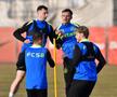 Voie bună înainte de Manchester United » Imagini de la antrenamentul oficial: cine i-a îmbărbătat pe roș-albaștri
