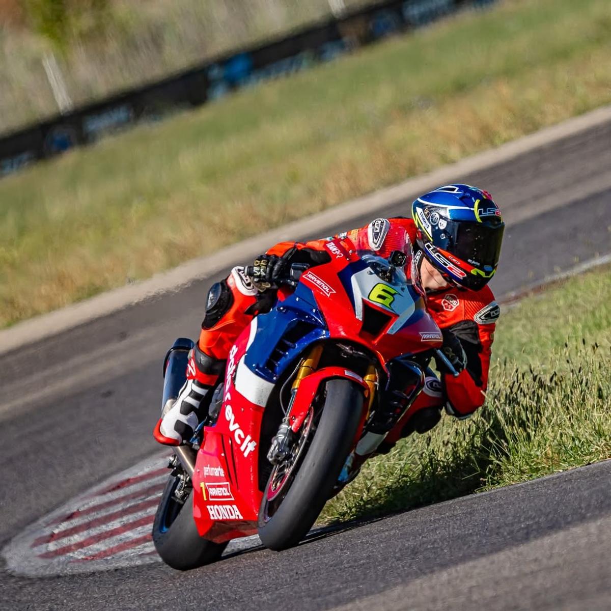 Jacopo Hosciuc, primul pilot român în MotoGP după o pauză de 17 ani