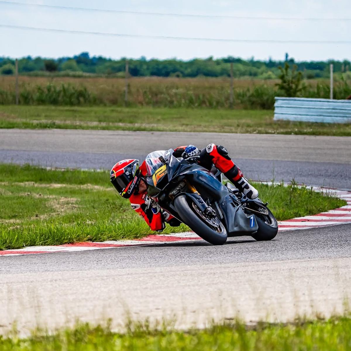 Jacopo Hosciuc, primul pilot român în MotoGP după o pauză de 17 ani