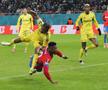 Siyabonga Ngezana, FCSB - Fenerbahce // Foto: Andrei Furnigă