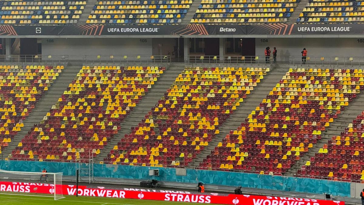 Aroganța supremă! Ce a apărut la tribuna a 2-a pe Arena Națională: turcii „au luat foc”, jandarmii au intervenit imediat