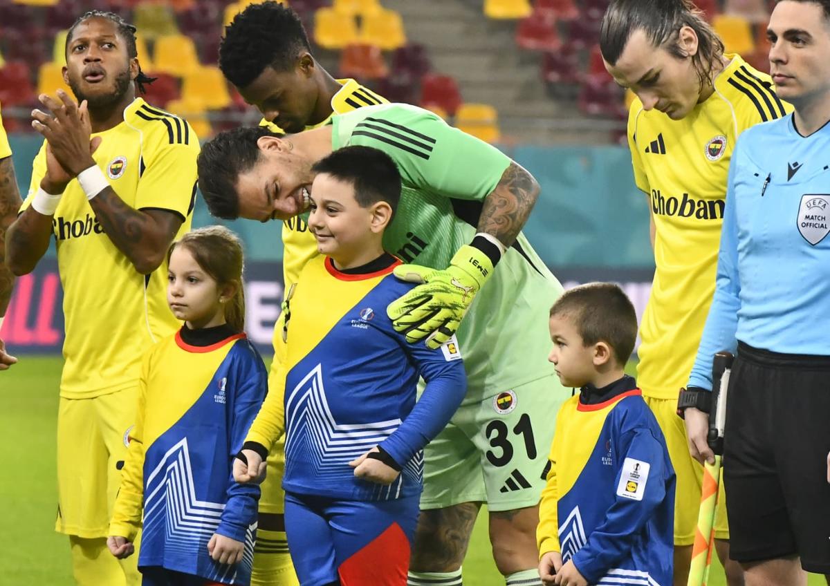 Imagini de la FCSB - Fenerbahce, în ultima etapă din grupa de Europa League // foto: Andrei Furnigă și Cristi Preda (GSP.ro)
