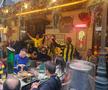 Suporterii lui Fenerbahce, în Centrul Vechi înainte de meciul cu FCSB