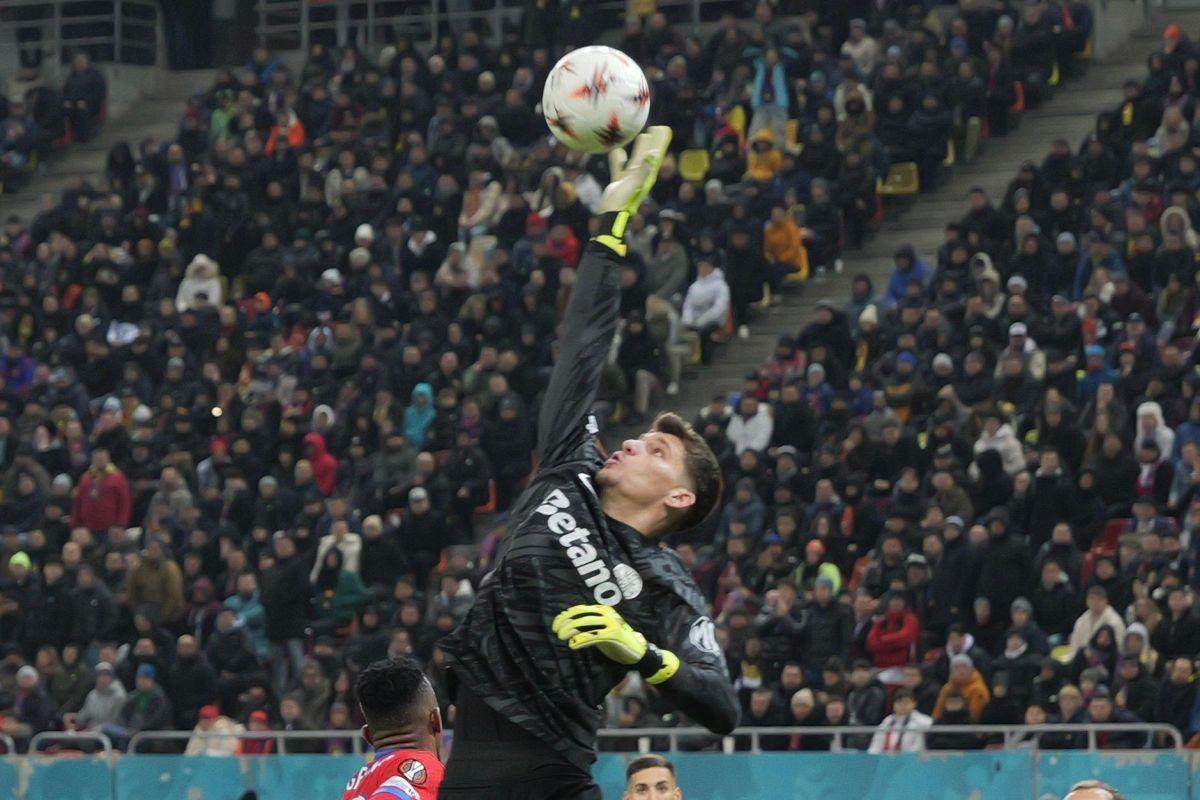 „La fel ca în campionat” » Elias Charalambous explică ce i-a lipsit FCSB-ului în Europa League: „Marea problemă”