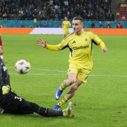 Ștefan Târnovanu, Siyabonga Ngezana, FCSB - Fenerbahce // foto: Andrei Furnigă