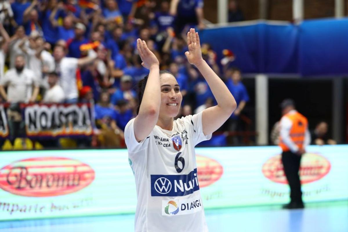 SCM RM VÂLCEA - SAVEHOF 28-20 // VIDEO+FOTO Victorie și calificare! Campioana României e în sferturile Ligii Campionilor