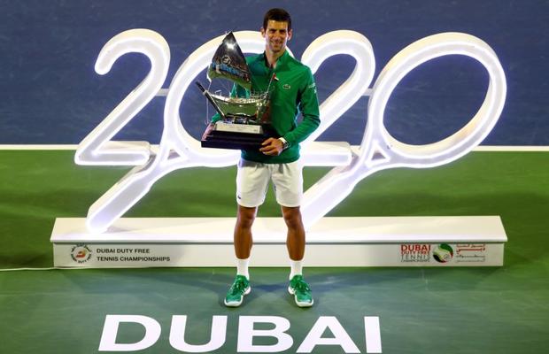 VIDEO Novak Djokovic pune monopol pe circuitul masculin! Al treilea titlul al anului, după o victorie categorică în fața lui Stefanos Tsitsipas