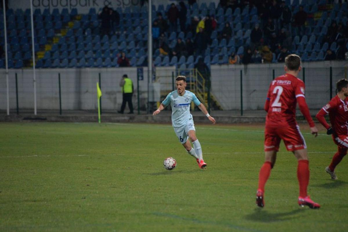 FCSB. Adrian Porumboiu, verdict clar la golul anulat : „Prima dată m-am păcălit” » Se ia de Ovidiu Hațegan: „Are sciatică?”