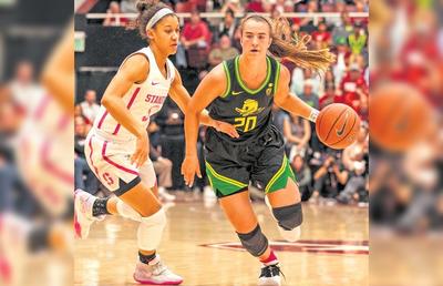 Rădăcini tricolore » Sabrina Ionescu, jucătoare cu părinți români, a mai doborât un record în baschetul american