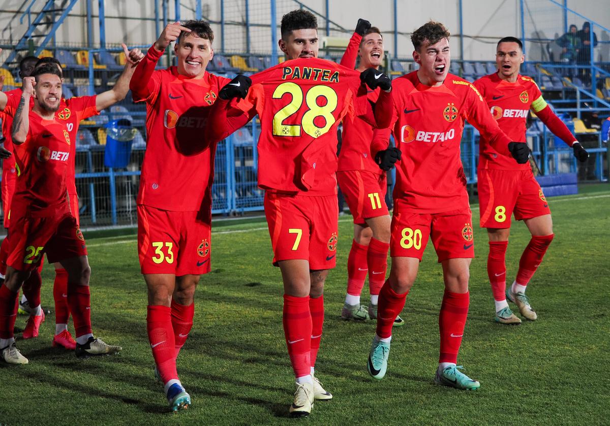 Giovanni l-a anunțat pe Gigi de oferta pentru un internațional „tricolor”: „E bun, dar nu poate fi comparat cu Florinel Coman”