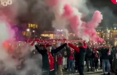 Imagini spectaculoase de la Iași » Dinamo, întâlnire specială cu suporterii
