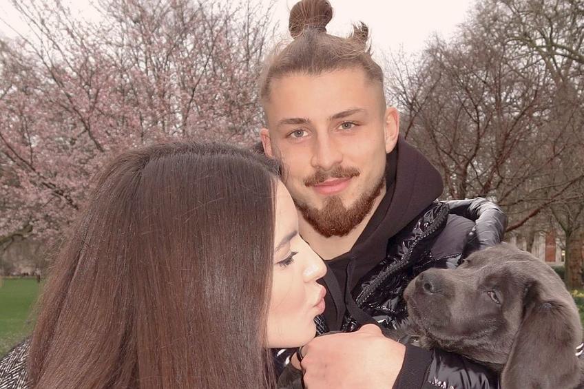 Radu Drăgușin și iubita lui au făcut o achiziție de marcă. Foto: Instagram