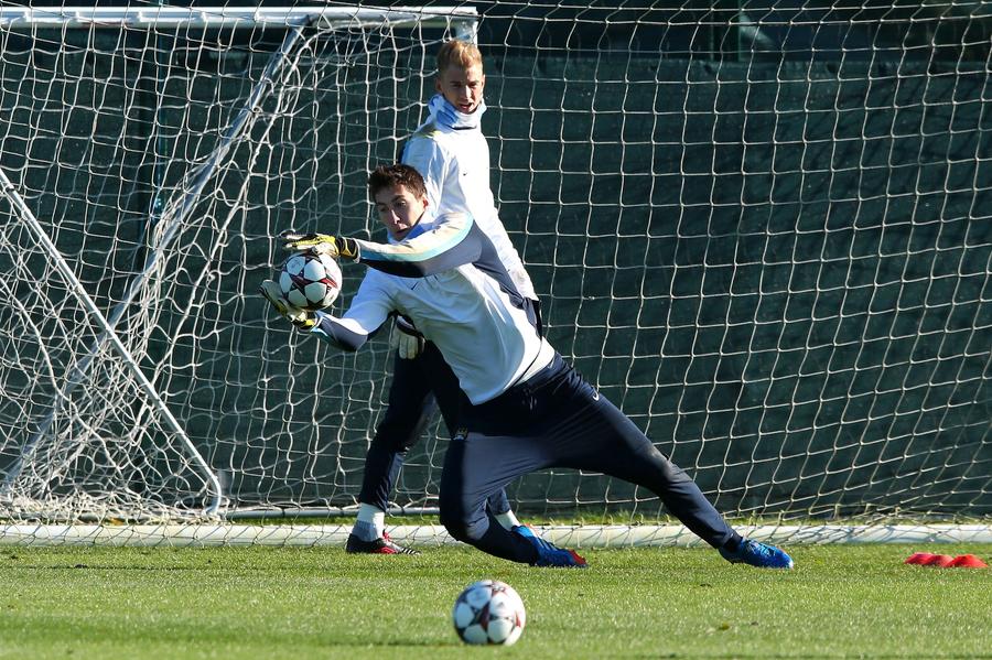 De ce nu a jucat Pantilimon în finala Cupei Angliei la Manchester City? » „Frustrant. Și lui Mancini i-a părut rău