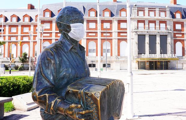 Medicul de la Boca Juniors compară COVID-19 cu marea ciumă și avertizează: „Vom muri din cauza unor idioți”