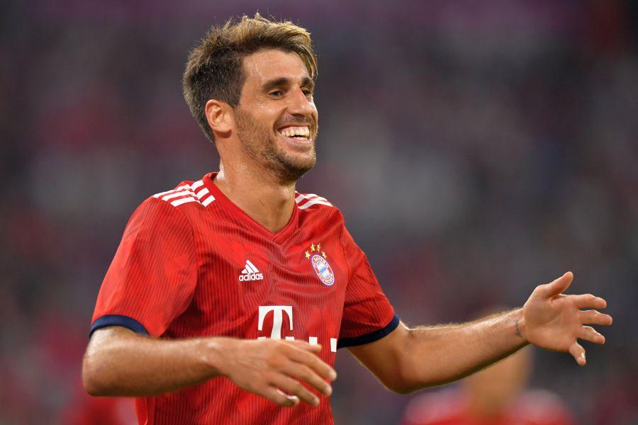 Javi Martinez Javi Martinez, mijlocașul lui Bayern, s-a „angajat” la Crucea Roșie » Livrează alimente și medicamente pentru bătrâni