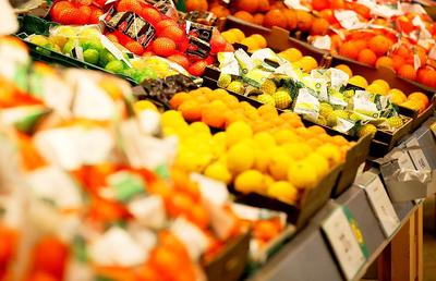 Primul supermarket din România care plafonează prețurile: „Siguranța populației e mai importantă”