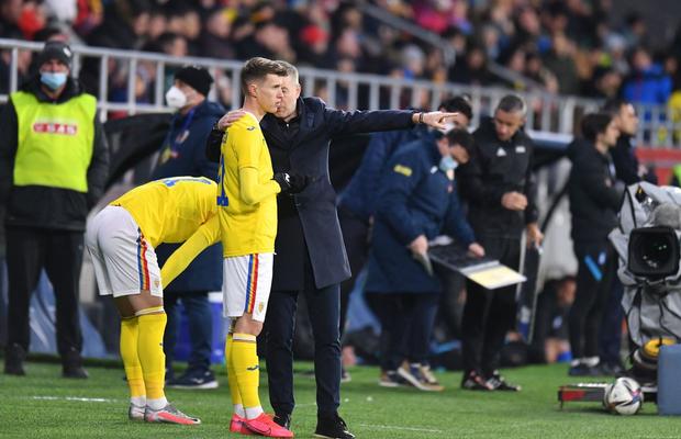 Marea dilemă după primul „11” ales de Iordănescu Jr. pentru meciul cu Israel
