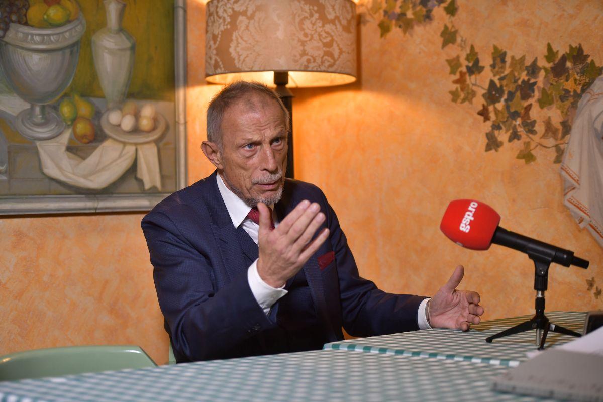 Christoph Daum, din nou în stare critică » Operat a doua oară de cancer: „Lucrurile s-au înrăutățit în ultima vreme”