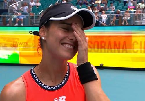 Sorana Cîrstea (32 de ani, locul 74 WTA) a învins-o pe Aryna Sabalenka (24 de ani, locul 2 WTA), scor 6-4, 6-4, și s-a calificat în semifinalele turneului de la Miami.