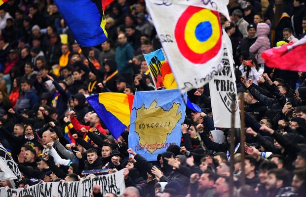 Maghiarii, scandalizați de un mesaj afișat în tribune la România - Belarus: „Asta în afara cântecelor deja cunoscute...”