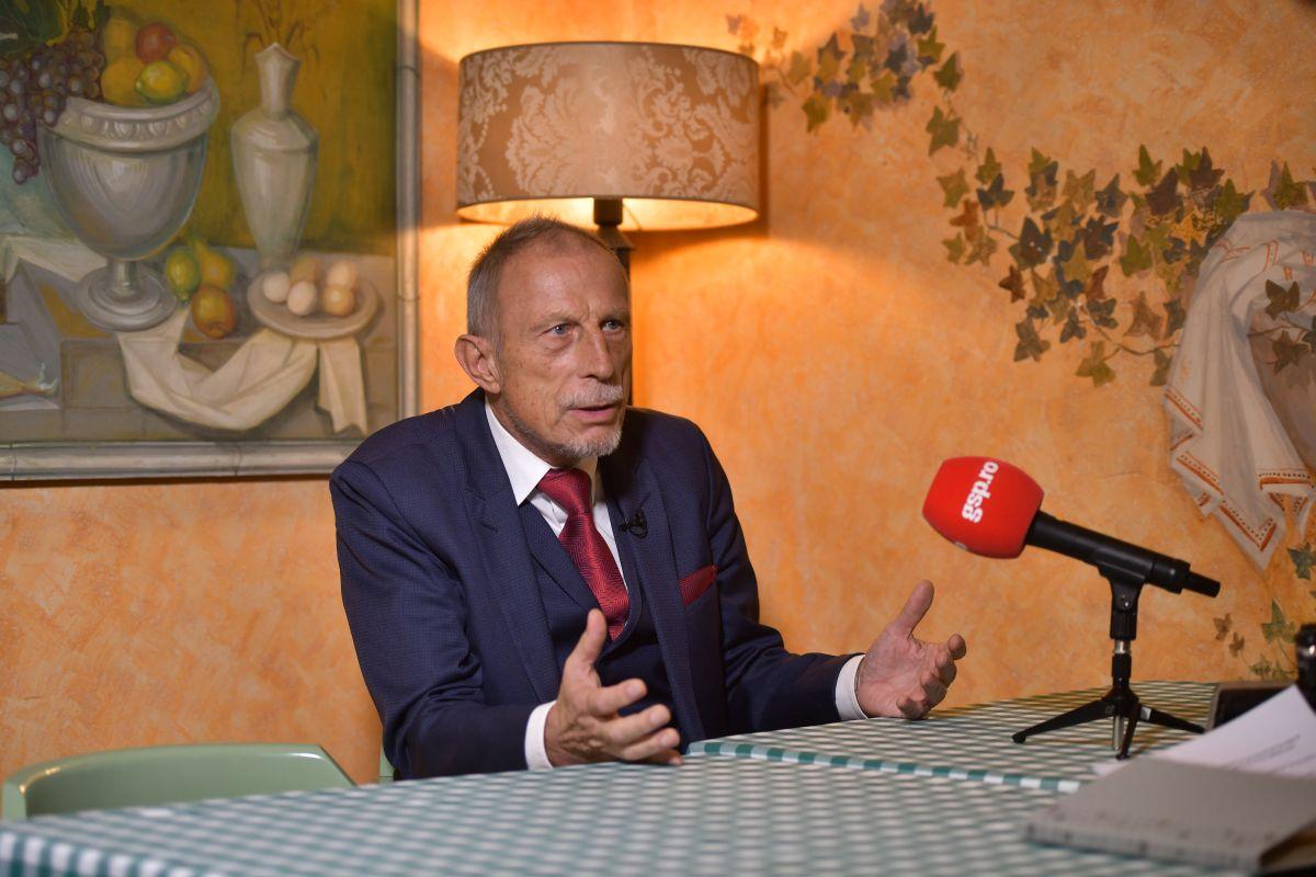Christoph Daum, din nou în stare critică » Operat a doua oară de cancer: „Lucrurile s-au înrăutățit în ultima vreme”