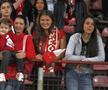 Ziua în care Dinamo a jucat cu femei și copii în tribune / Sursă foto: Arhivă Gazeta Sporturilor