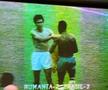 Schimb de tricouri Mircea Lucescu - Pele