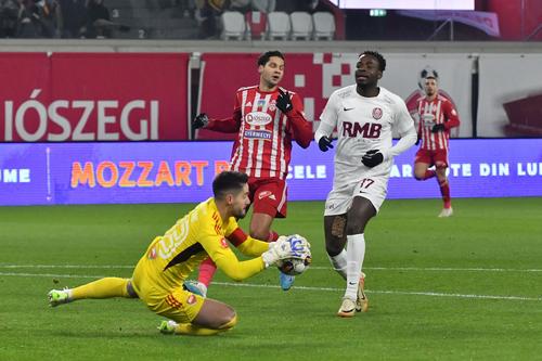 Cristi Balaj, președintele lui CFR Cluj, a recunoscut existența presiunii la clubul „feroviar” și spune că un eșec împotriva lui Sepsi Sf. Gheorghe ar fi greu de digerat.