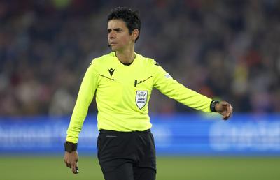 Prima femeie care arbitrează un meci în prima ligă masculină din Portugalia