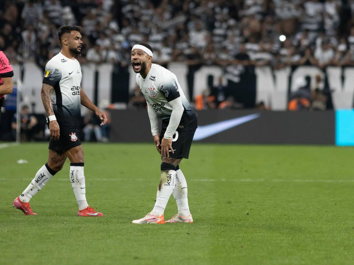 Galerie foto - Memphis Depay (Finala Campeonato Paulista 2025)