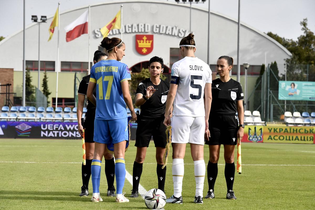 Catarina Campos, prima femeie care arbitrează un meci în prima ligă masculină a Portugaliei. Foto: Imago