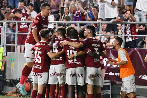 Încă un jucător se desparte de Rapid. Foto: GSP