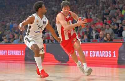Scandal în Euroligă, la Steaua Roșie - Real Madrid! L-a lovit în abdomen, iar decizia arbitrului a stârnit furie » Clasament incredibil