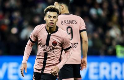 PSG a zdrobit-o pe Saint-Etienne, 6-1, dar așteaptă etapa viitoare ca să se încoroneze campioană în Ligue 1