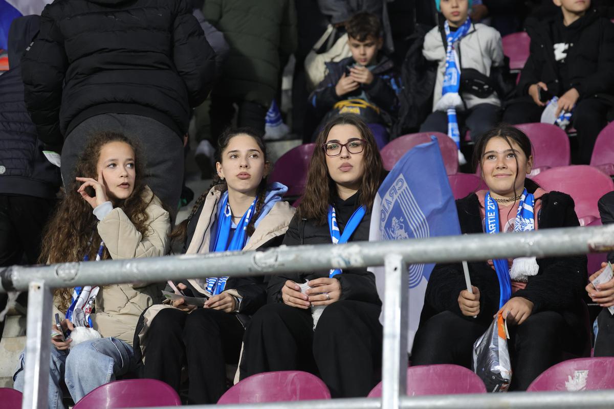 Micii suporteri sunt pregătiți de Rapid - Universitatea Craiova