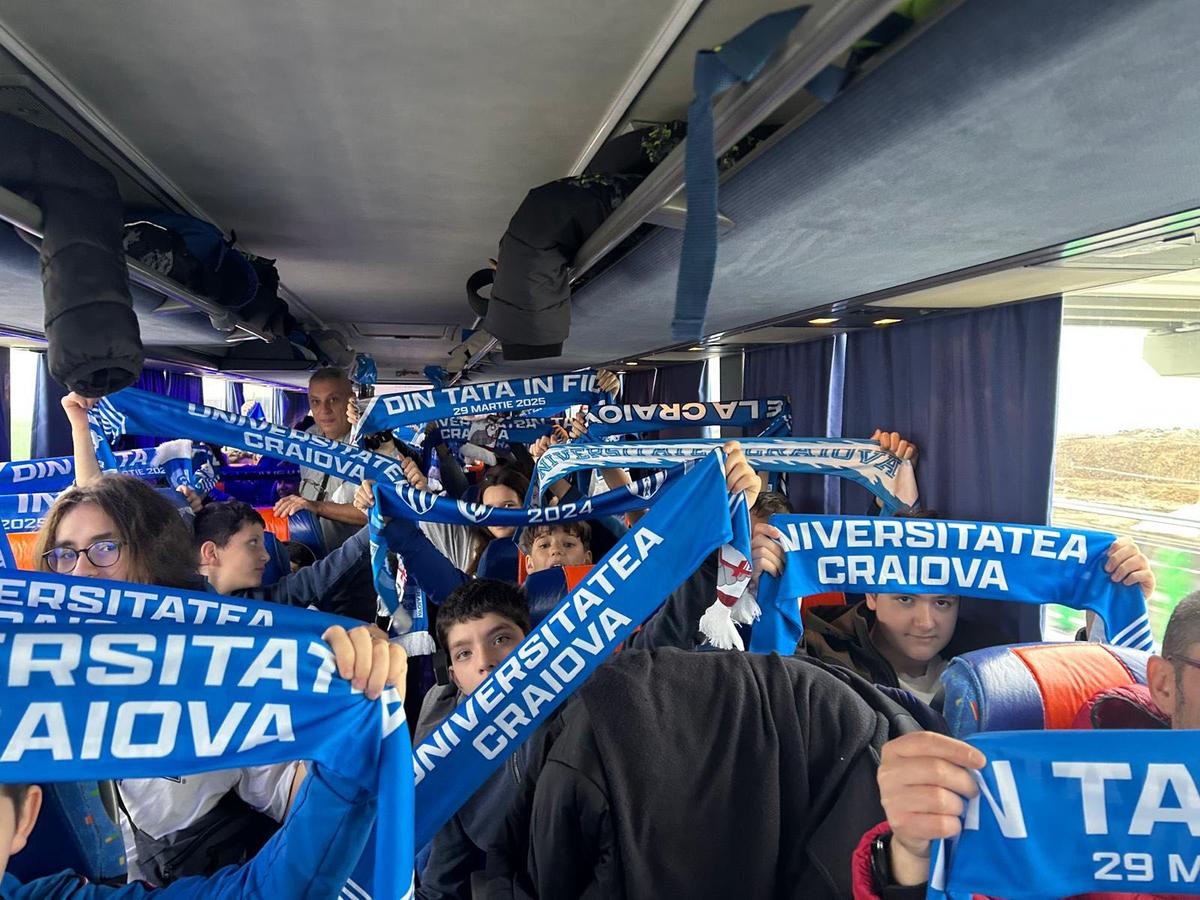 Imagini tari cu micii suporteri ai Craiovei » Sute de copii au făcut deplasarea pentru derby-ul cu Rapid