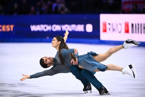 Laurence Fournier Beaudry  și Guillaume Cizeron în timpul programului liber FOTO Imago Images