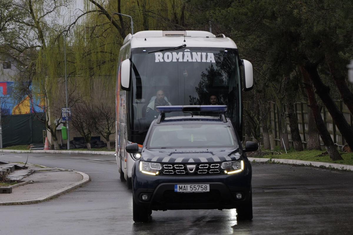 Mircea Lucescu, dus de urgență la spital, după ce a leșinat la antrenament: „S-a pus pe un scaun și nu mai reacționa!”
