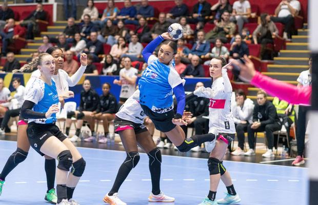 Iată tabloul complet al „sferturilor” din Liga Campionilor la handbal feminin! » Adversare tari pentru CSM București și Gloria Bistrița