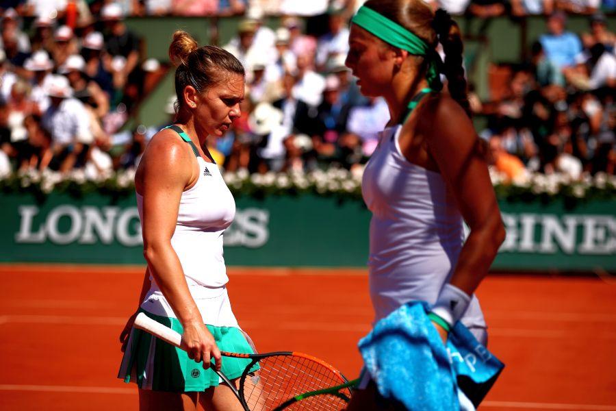 SPECIAL GSP. Mituri și realități în tenis » De ce clachează jucătorii în momentele cheie? 3 exemple celebre, cu Simona Halep, Federer și Nadal în prim-plan