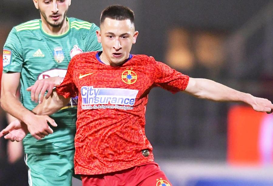 Olimpiu Moruțan în tricoul FCSB, unul dintre cei mai importanți jucători, foto: Imago FCSB și CFR, la ani-lumină de lumea bună » Discrepanță incredibilă față de miliardarii din Vest