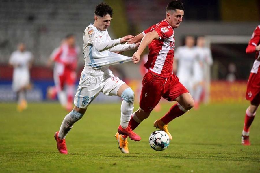 Ce scandal va fi! FCSB a cerut penalty în startul meciului » Decizia lui Kovacs