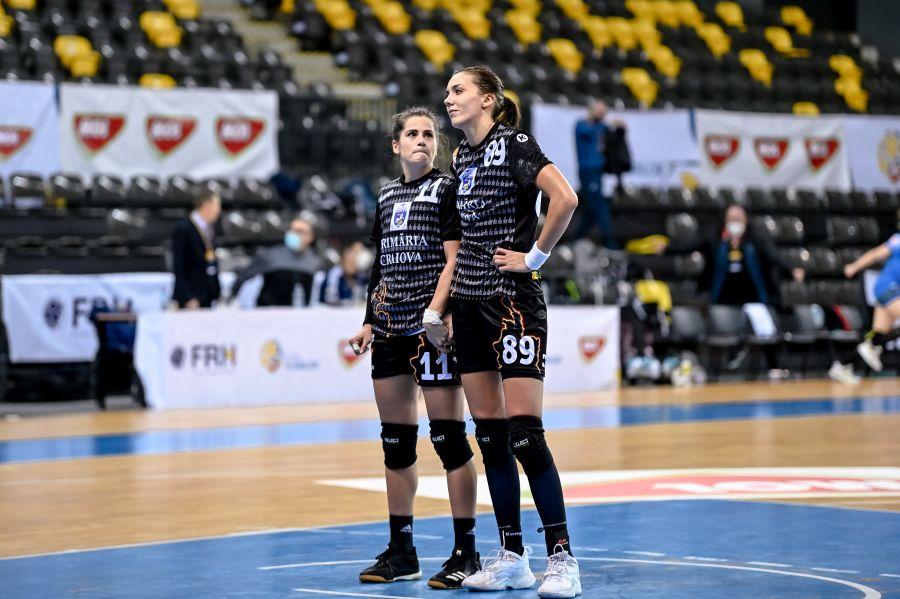 Ana Maria Țicu și Cristina Zamfir, cele mai importante jucătoare ale Craiovei FOTO Dan Potor Rapid a învins Bistrița, Craiova victorie importantă cu Mioveni. 6 echipe luptă pe două locuri de cupă europeană!