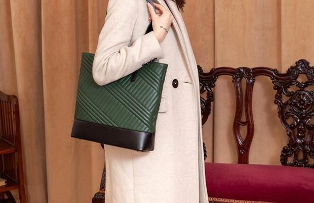Află 5 sfaturi utile pentru întreținerea genților de piele!