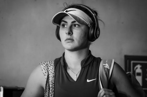 Bianca Andreescu (21 de ani, 11 WTA) vrea să ridice gradul de conștientizere asupra violenței domestice. În perioada în care a absentat din circuit, canadianca a făcut munca voluntară în acest sector.