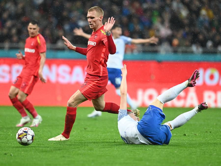„Știți ce mi-a plăcut la FCSB?” » Joonas Tamm vrea s-o promoveze pe Sepsi în Superligă și nu-l uită pe Gigi Becali: „Făceai o greșeală și apăreai peste tot”